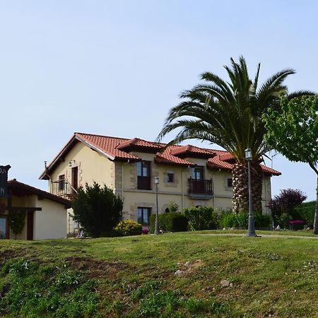 Posada El Jardin Σαντιγιάνα ντελ Μαρ Εξωτερικό φωτογραφία