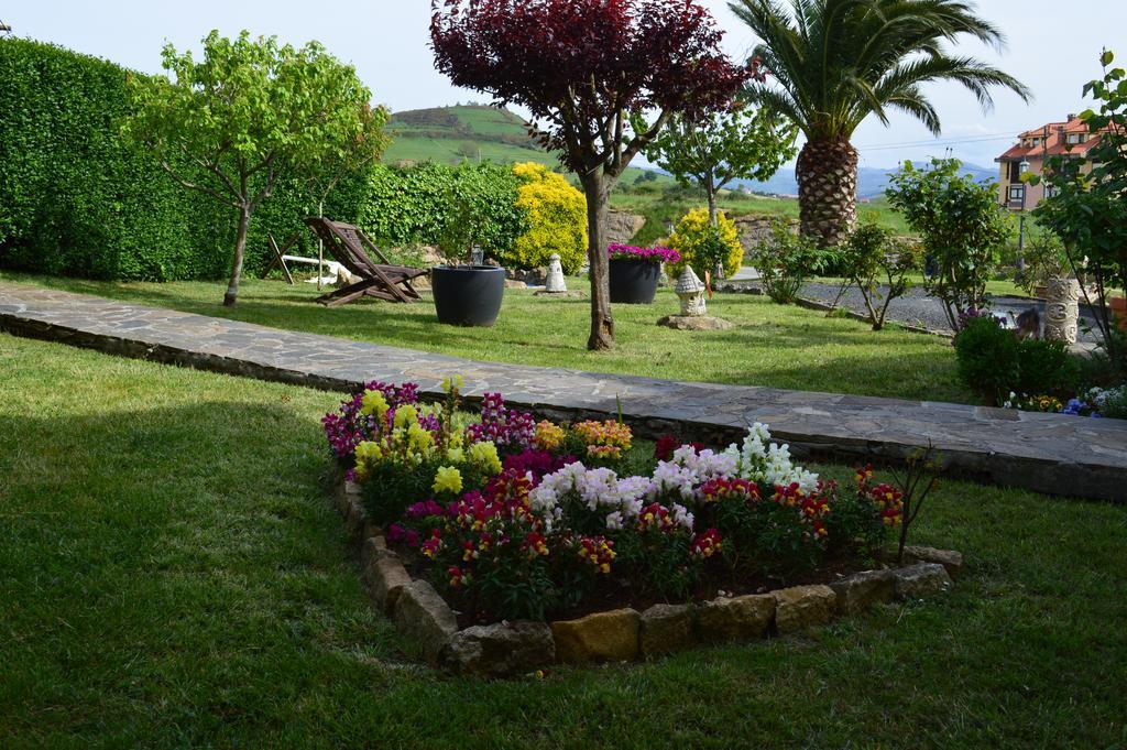 Posada El Jardin Σαντιγιάνα ντελ Μαρ Εξωτερικό φωτογραφία