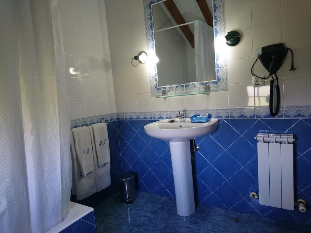 Posada El Jardin Σαντιγιάνα ντελ Μαρ Εξωτερικό φωτογραφία