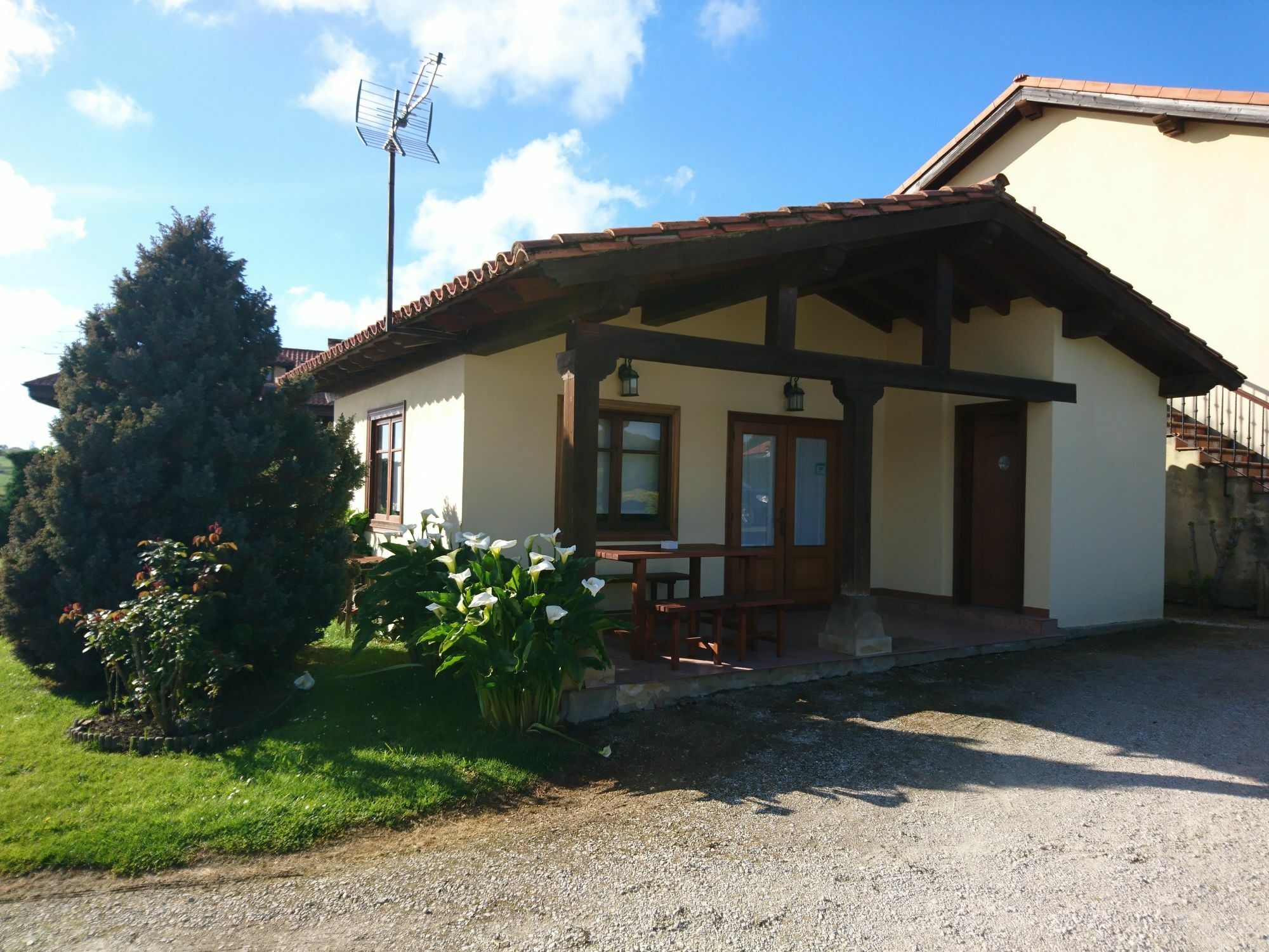 Posada El Jardin Σαντιγιάνα ντελ Μαρ Εξωτερικό φωτογραφία